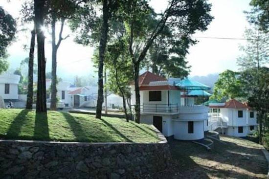 Spice Villas Holiday Udumbanshola 外观 照片